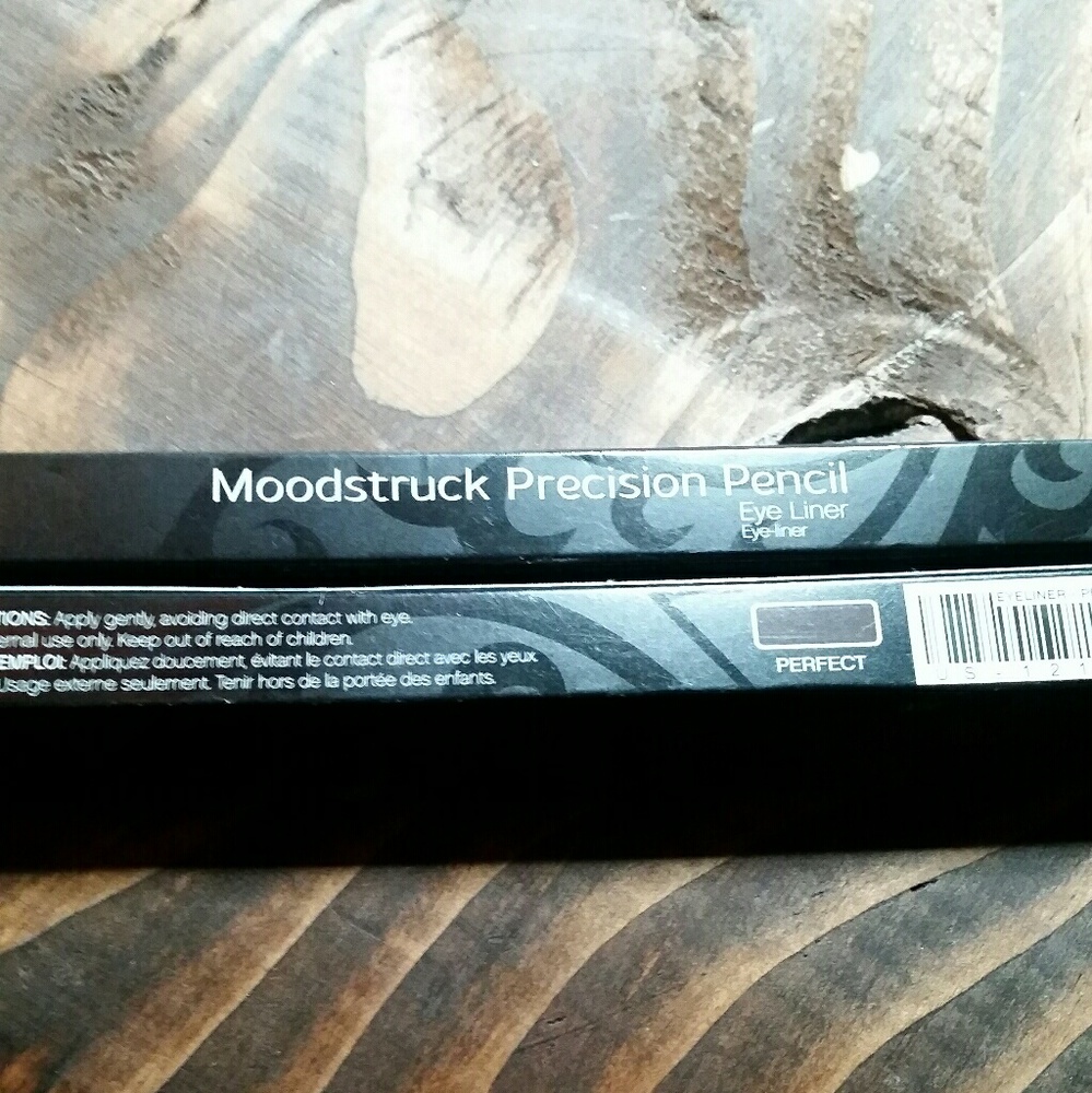 Mood struck Precision Pencil Eyeliner